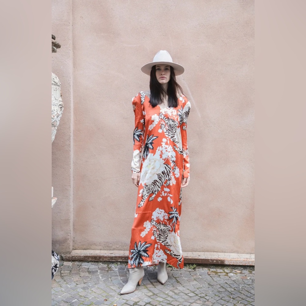 NWT Las Sureñas Tiger Romantic 100% Silk Maxi Dress in Brick Orange Vacation
